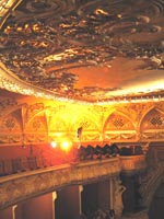 Український драматичний театр