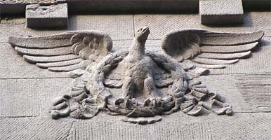 Орел - символ Зевса  (фото 2006р.)