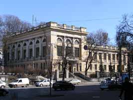  Київська публічна бібліотека (1909-1911).  Збільшити...(фото 2006р.)