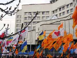 БЮТ та Наша Україна - опозиция - за дострокові вибори.  Збільшити...(фото 24-04-2007р.)