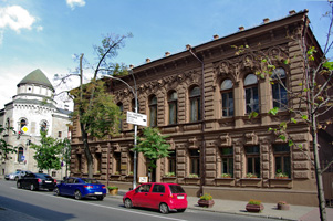 Киев  Шоколадный дом,  (фото 2014г.)