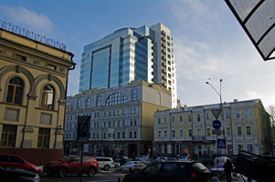 Киев,  ул. Володимирская, 52 