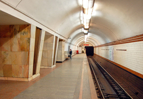 Киев станция метро Политехническая