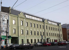   title=адміністративний будинок, вул. Жилянська, 146  (фото з Wikimapia)