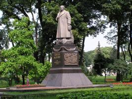   Пам'ятник Ватутіну.  Збільшити...(фото 2005р.)