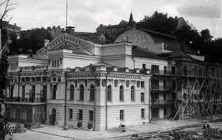 театр Франко в 1946г.